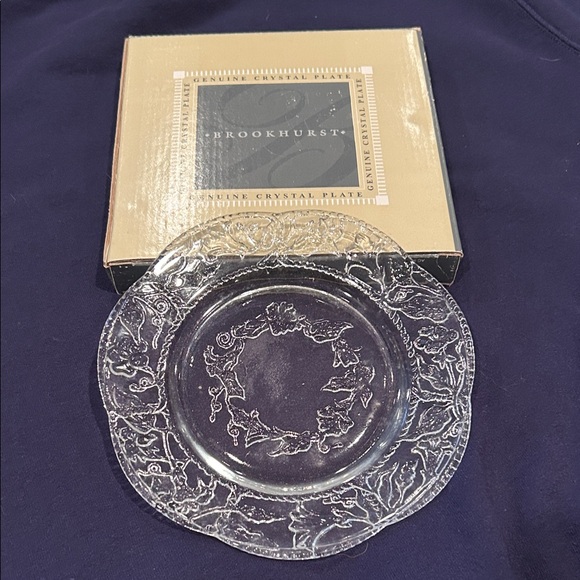 🌺 Floral design crystal plates! - Picture 1 of 10